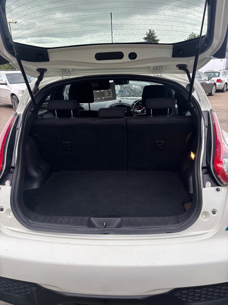 2016 Nissan Juke 1.5 dCi N-Connecta 5dr HATCHBACK Diesel Manual