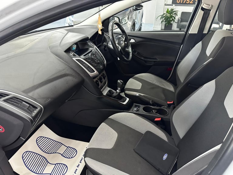 FORD FOCUS 1.6 TDCi Zetec 2014