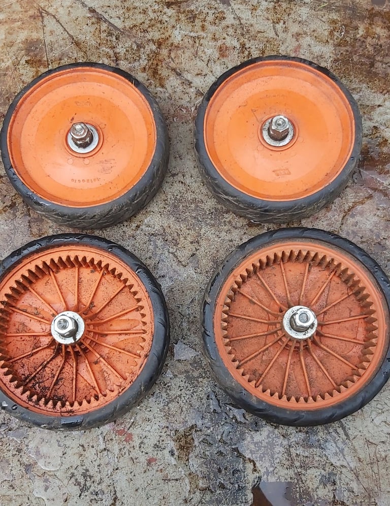Lawn mower wheels