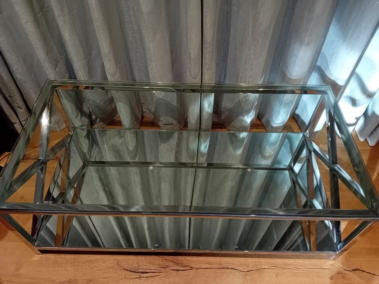 image for Coffee and end table for sale