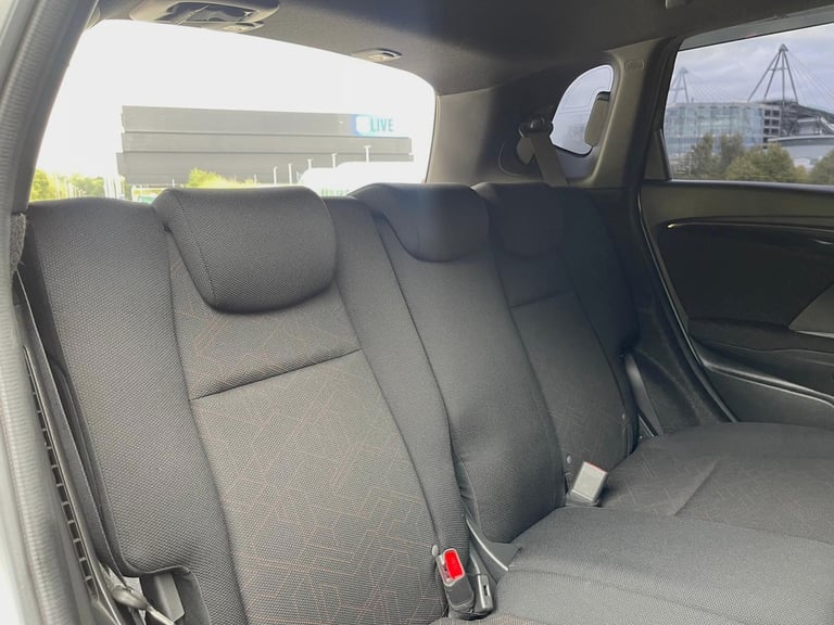 2013 Honda Fit  1.5 HYBRID/PETROL L PACKAGE ULEZ AUTO REVCAM ALLOY Hatchback Petrol/Electric Hybr...