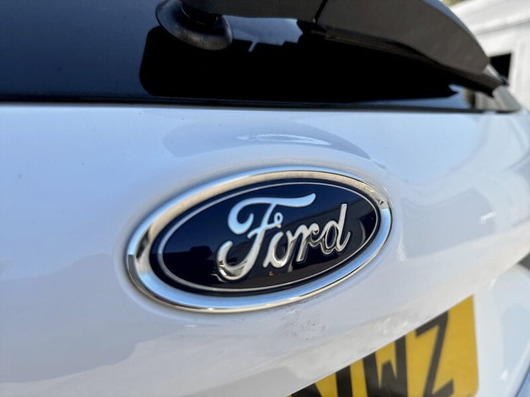2022 Ford Fiesta T EcoBoost MHEV Titanium Hatchback HYBRID Manual