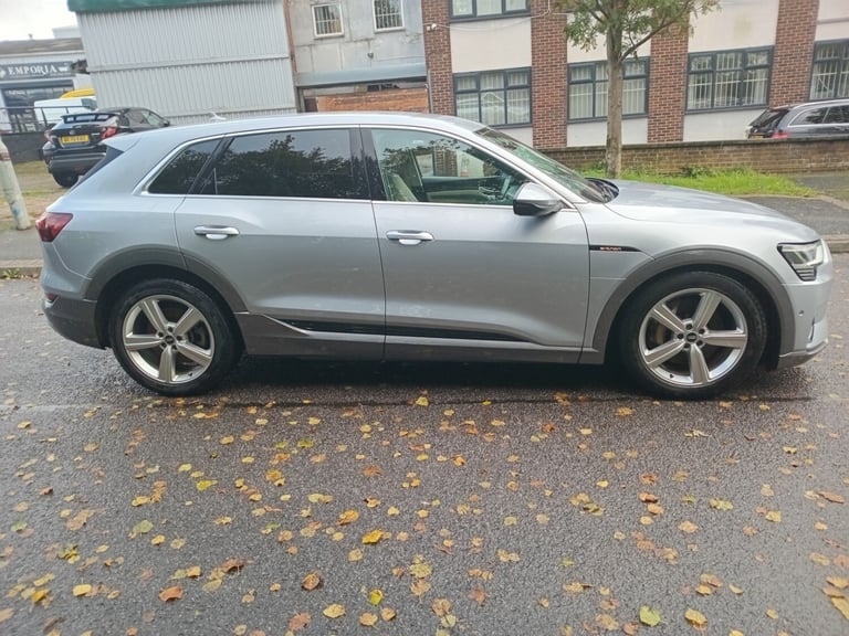 2022 AUDI E-TRON 230KW QUATTRO ESTATE  REPAIRABLE SALVAGE 
