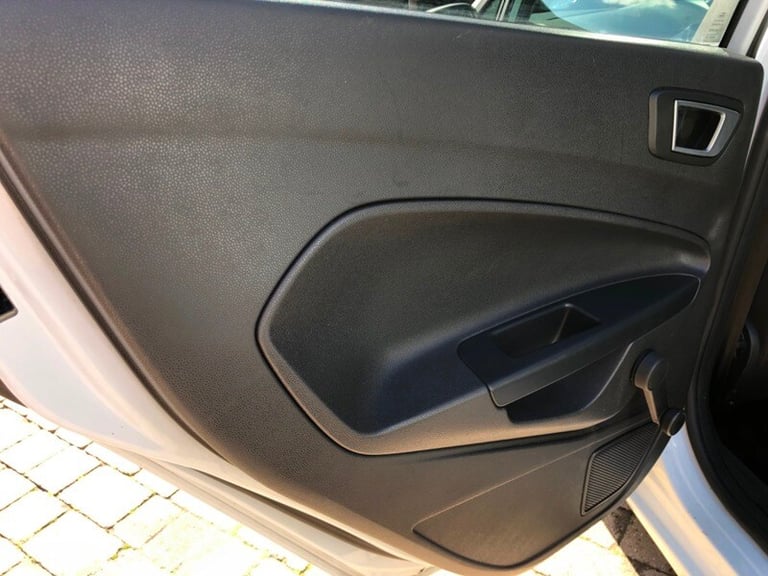 Ford Fiesta TITANIUM