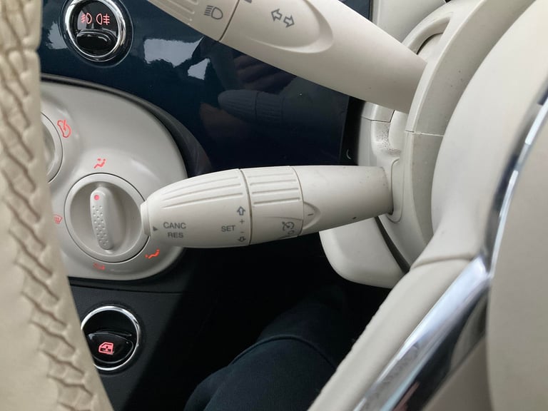 2023 Fiat 500 1.0 MHEV Hatchback 3dr Petrol Manual Euro 6 (s/s) (70 bhp) - AIR CON - DAB  Hatchba...