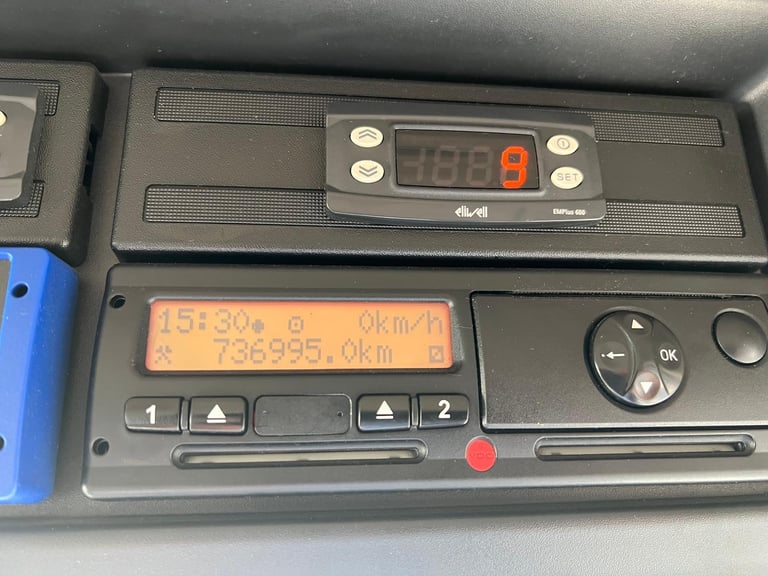 DAF TRUCKS LF 280 18 TONNE FRIDGE U/FLOOR LIFT 