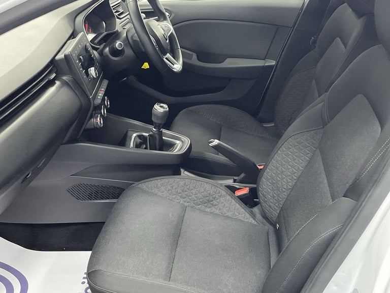 2020 Renault Clio 1.0 TCe Play Hatchback 5dr Petrol Manual Euro 6 (s/s) (100 ps) - AA INSPECT Hat...