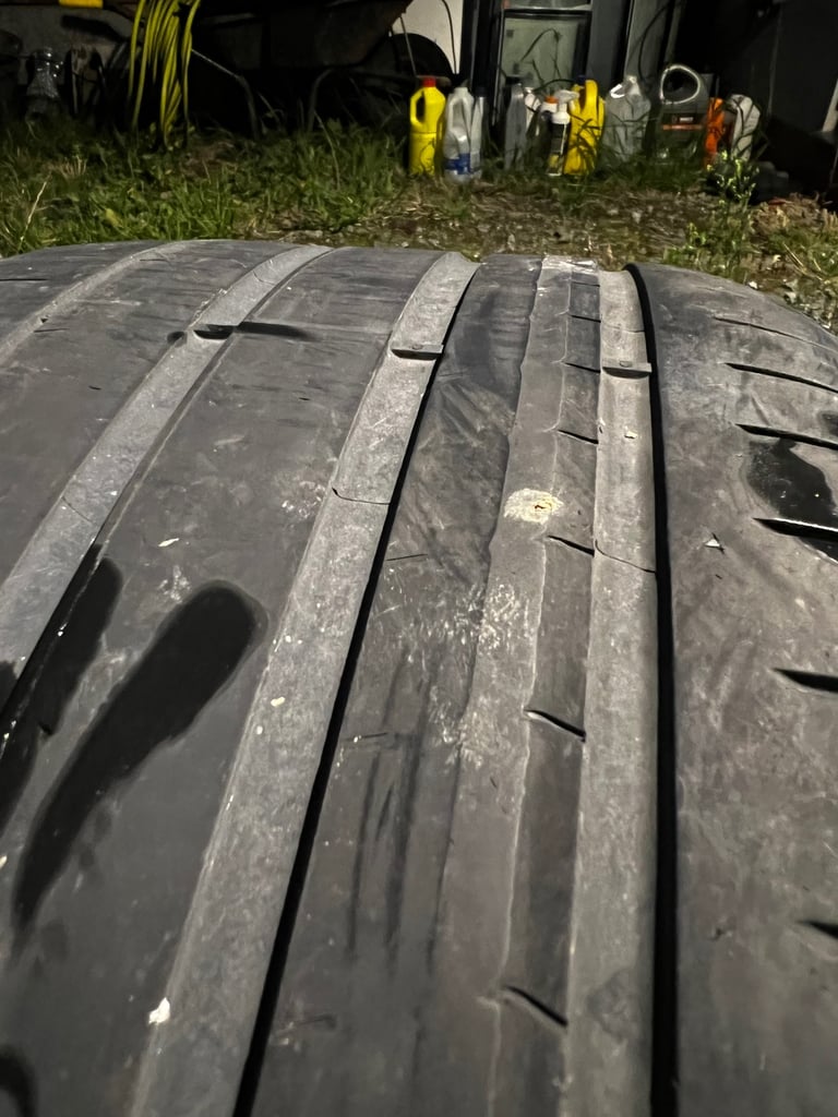 275/30/20 97Y Pirelli P Zero Run flat 