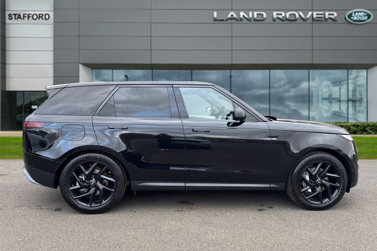 2025 Land Rover Range Rover Sport 3.0 D300 MHEV SE Auto 4WD Euro 6 (s/s) 5dr SUV Diesel Automatic