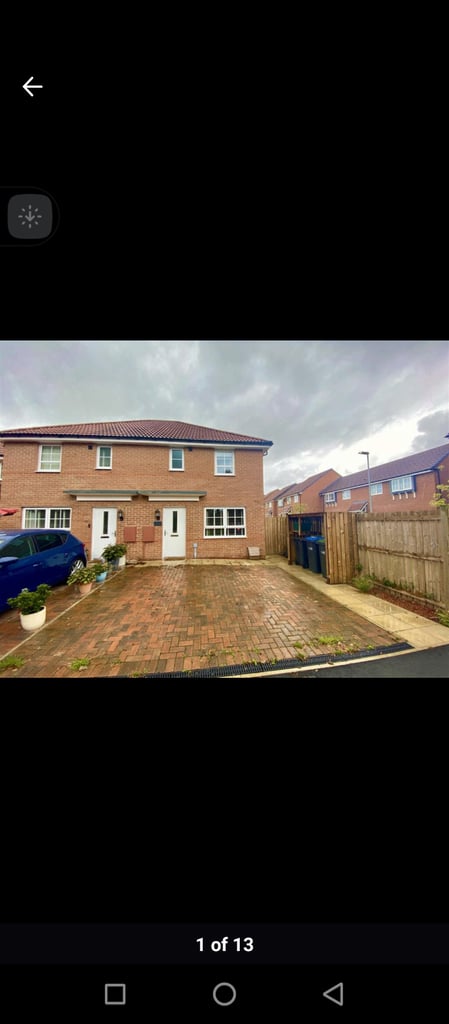 3 Beds semi detached house 