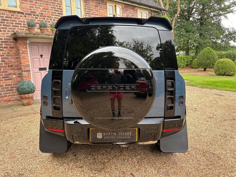 2025 Land Rover Defender 3.0 D250 Hard Top S Auto PANEL VAN Diesel Automatic