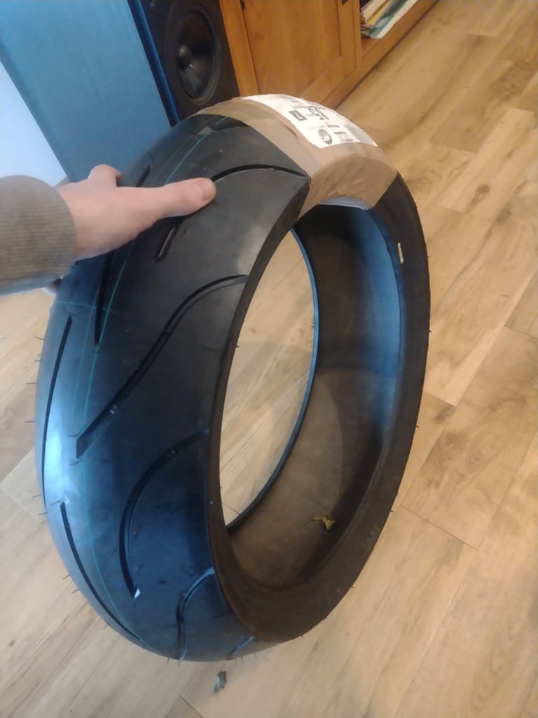 Motorbike tyre 