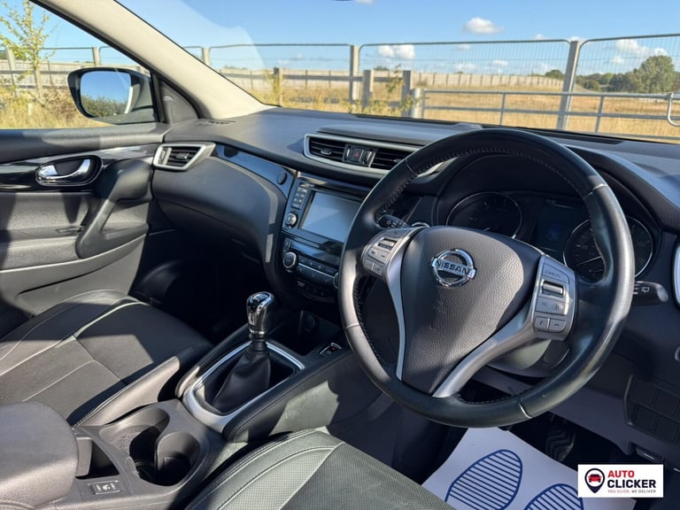 2014 Nissan Qashqai 1.6 dCi Tekna 5dr HATCHBACK DIESEL Manual