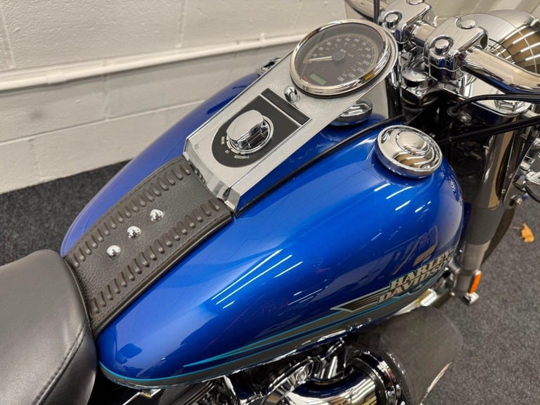 HARLEY-DAVIDSON FLSTF FAT BOY 1584 ** Vance and Hines - Keyless Start **