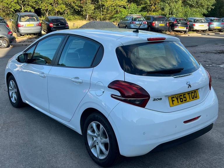 2015 Peugeot 208 1.2 PureTech 82 Active 5dr HATCHBACK Petrol Manual