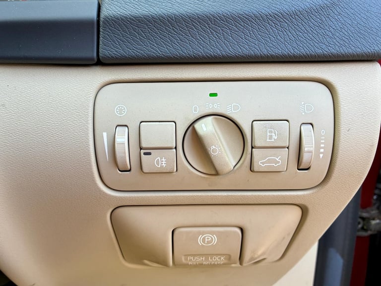 2011 Volvo S60 2.0 D3 SE Euro 5 **Low Miles - Lovely Example - 50 MPG**