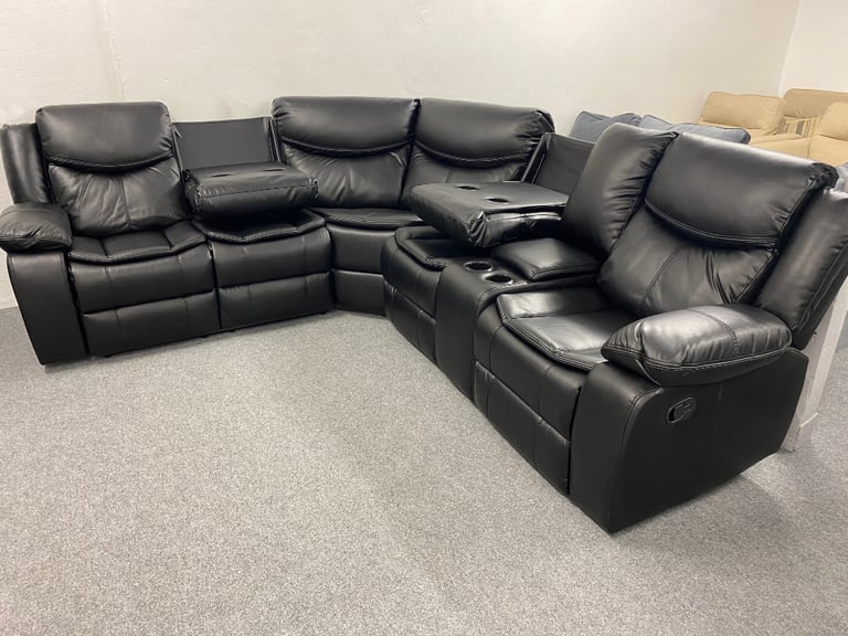 Stunning half price luxurious black full leather recliner sofa suite