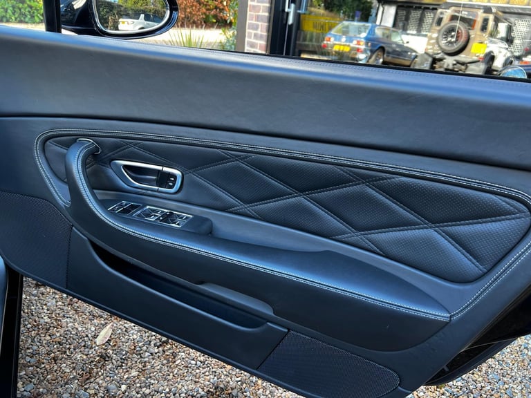 BENTLEY CONTINENTAL GTC 6.0 W12 AUTO 4WD 