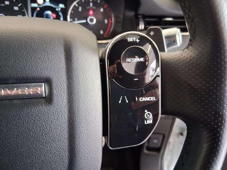 2019 Land Rover Range Rover Evoque 2.0 D180 R-Dynamic S SUV 5dr 4WD ESTATE Diesel Automatic