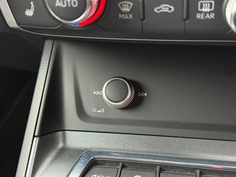  Audi Q3 2.0 TFSI 40 Vorsprung SUV 5dr Petrol S Tronic quattro Euro 6 (s/s) (190 ps) Petrol Autom...