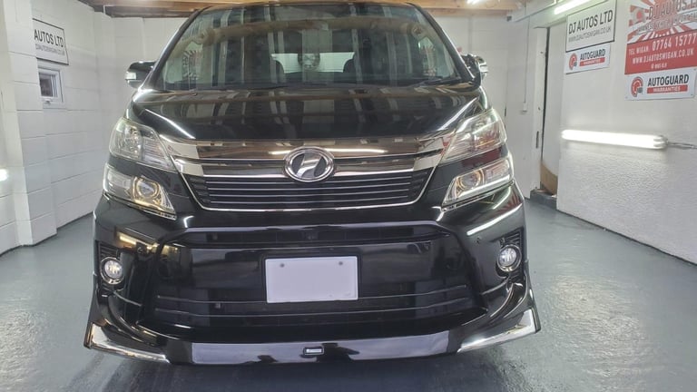  Toyota vellfire golden eyes II 3.5cc auto sunroofs 7 seats only 39k miles 2014