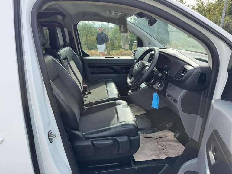 2021 Vauxhall Vivaro 1.5 Vivaro F2700 Sportive S/S Panel Van Diesel Manual