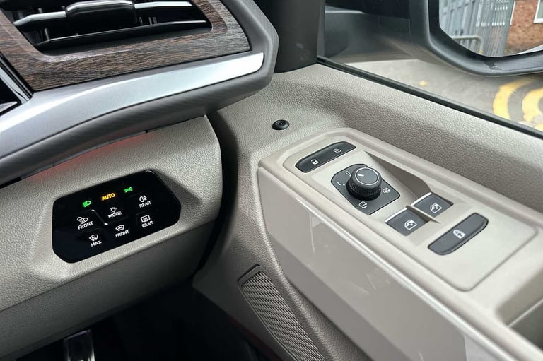 2025 Volkswagen Multivan Diesel Estate 2.0 TDI Style 5dr LWB DSG People Carrier Diesel Automatic