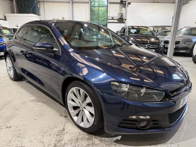 image for 2013 Volkswagen Scirocco 2.0 TDI BlueMotion Tech Hatchback 3dr Diesel DSG Euro 5 Nav 140 ps Top S...