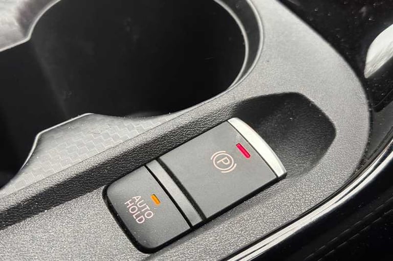 2025 Nissan Juke 1.0 DIG-T TEKNA 5DR Hatchback Petrol Manual