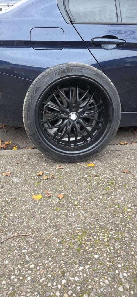 19” Black Alloy Wheels for BMW with Powertrac Tyres