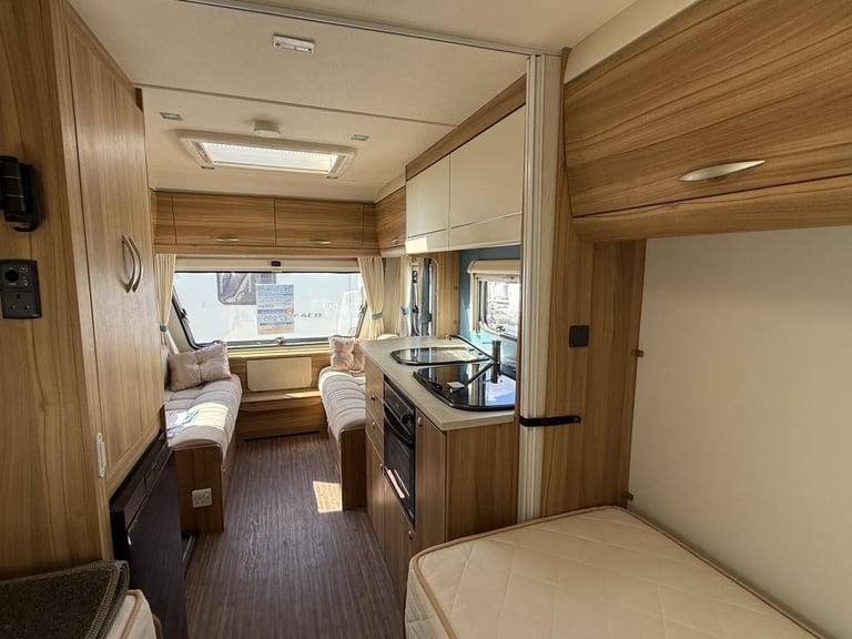 2014 ELDDIS Xplore 574 4 Berth fixed, single beds, motor mover