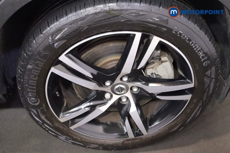 2021 Volvo XC40 1.5 T4 Recharge PHEV R DESIGN 5dr Auto SUV Hybrid Automatic