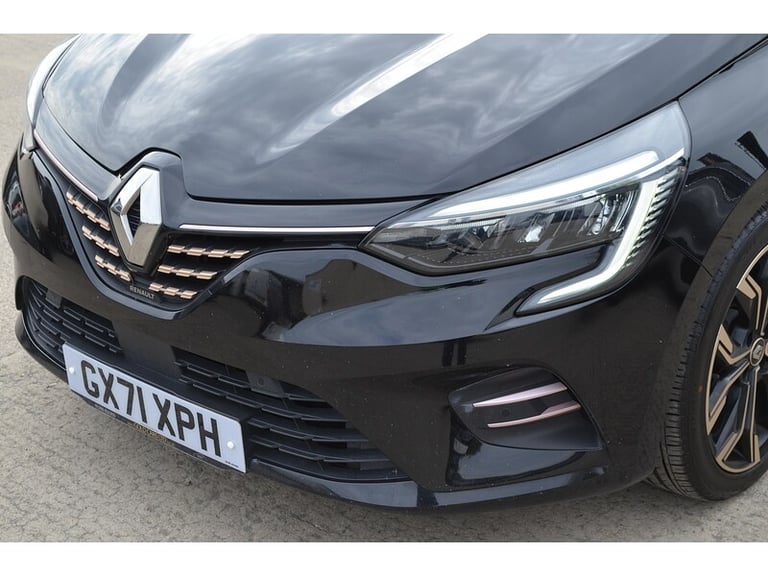 2021 Renault Clio TCe Lutecia Hatchback Petrol Manual