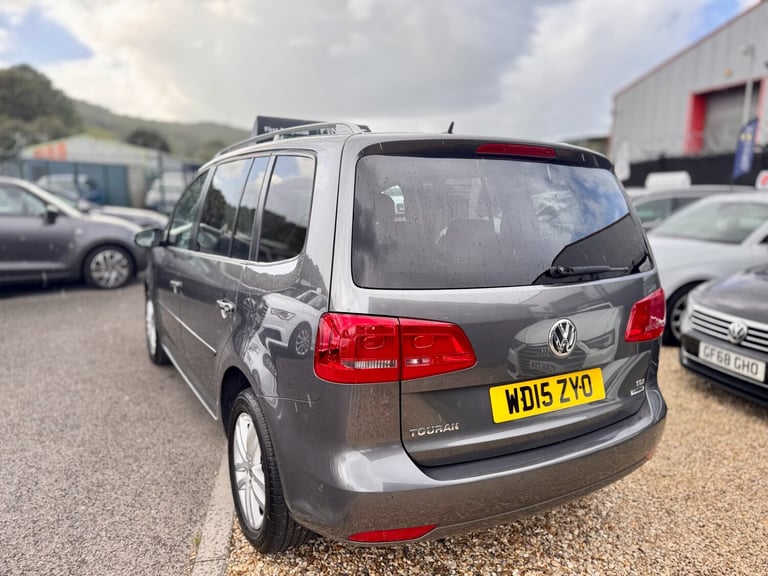 2015 Volkswagen Touran 1.6 TDI 105 BlueMotion Tech SE 5dr DSG MPV Diesel Automatic