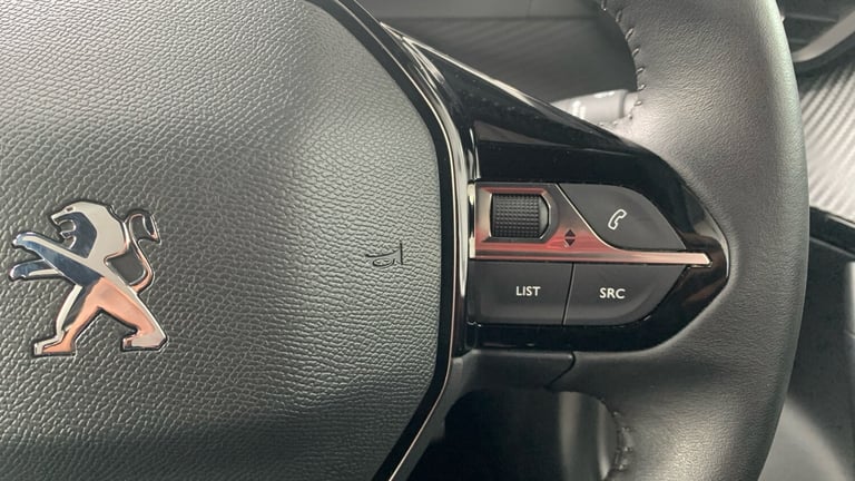 2022 Peugeot 2008 1.2 PureTech Allure Premium + SUV 5dr Petrol Manual Euro 6 (s/s) (100 ps) SUV P...