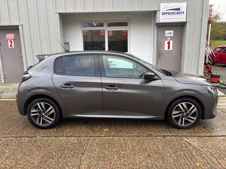 2023 Peugeot 208 1.2 PureTech 100 Allure Premium + 5dr EAT8 HATCHBACK PETROL Automatic