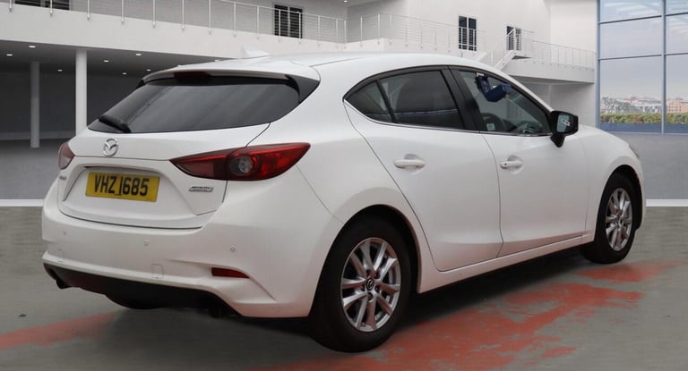 2017 Mazda Mazda3 2.0 SKYACTIV-G SE-L Nav Euro 6 (s/s) 5dr HATCHBACK Petrol Manual