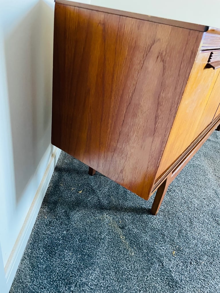 Teak beautility sideboard 70s