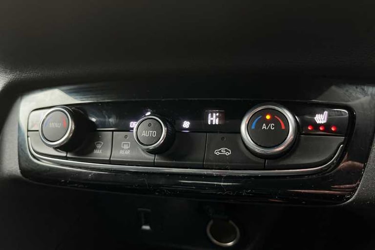2021 Vauxhall Corsa 50kWh Elite Nav Premium Hatchback 5dr Electric Auto (7.4Kw Charger) (136 ps H...