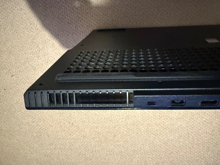 Lenovo Legion 5p 15ARH05H Laptop 15.6" AMD Ryzen 7, NVIDIA 2060, 16GB RAM + box