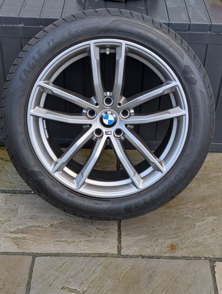 Genuine BMW 18 inch Alloy Wheels G30 G31