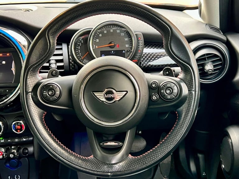2016 Mini Hatch 2.0 Cooper 5 Auto Euro 6 (s/s) 5dr