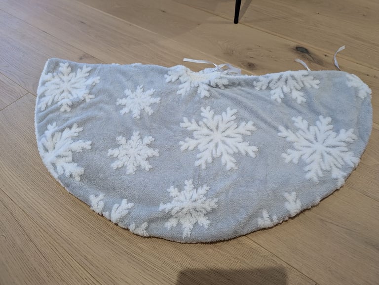 Christmas Tree Skirt