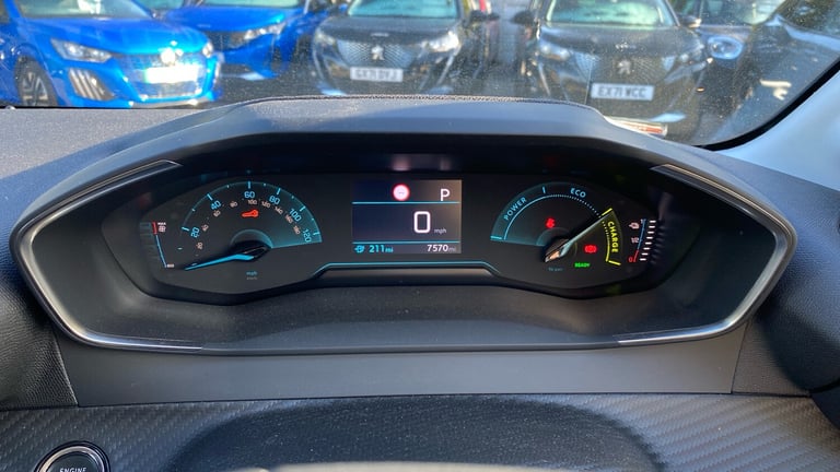 2024 Peugeot 208 50kWh E-Style Hatchback 5dr Electric Auto (7.4kW Charger) (136 ps) Hatchback Ele...