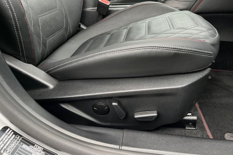 2025 Ford Focus 1.0 EcoBoost Hybrid mHEV ST-Line X 5dr HATCHBACK PETROL Manual