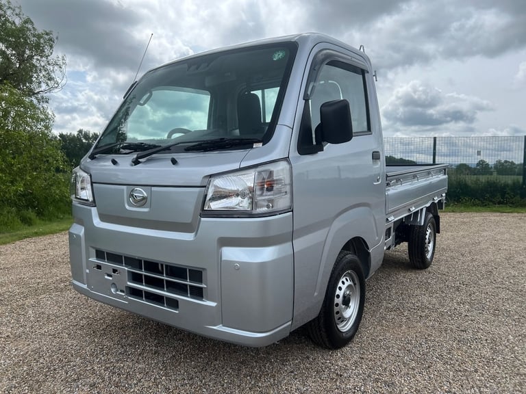 image for DAIHATSU HIJET PICK UP 660cc 4X4 5 SPEED MANUAL * ULEZ COMPLIANT * ONLY 4 MILES