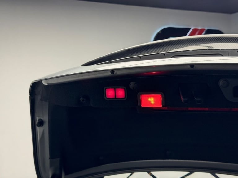 2016 Mercedes-Benz C Class 4.0 C63 V8 BiTurbo AMG (Premium) Saloon 4dr Petrol SpdS MCT Euro 6 (s/...