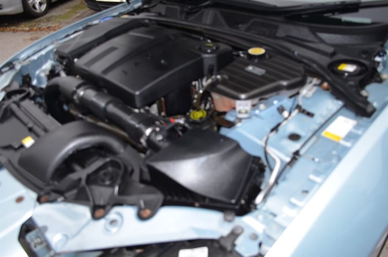 2012 Jaguar XF 2.2d Premium Luxury 4dr Auto SALOON DIESEL Automatic