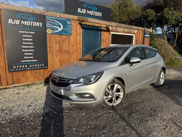 2016 Vauxhall Astra 1.6 CDTi 16V ecoFLEX SRi Nav 5dr HATCHBACK Diesel Manual
