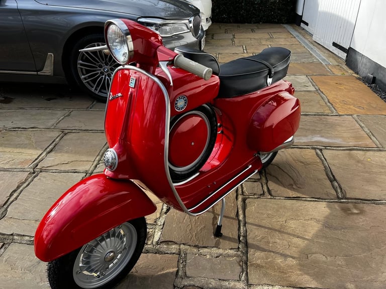 1967 VESPA SS90